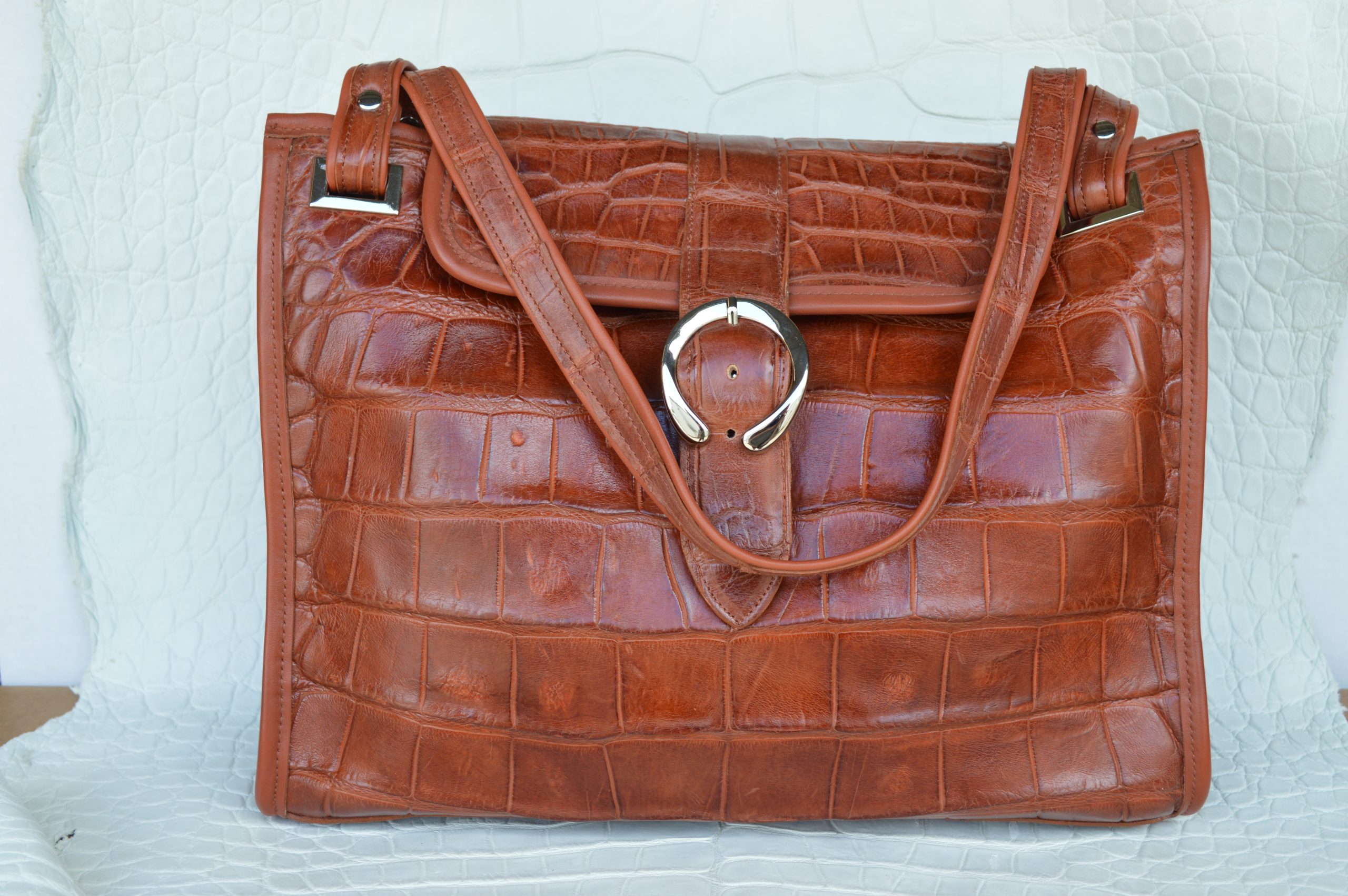 Real Crocodile Women's Handbags Large Capacity Top Handle Shoulder Bag –  Vinacreations